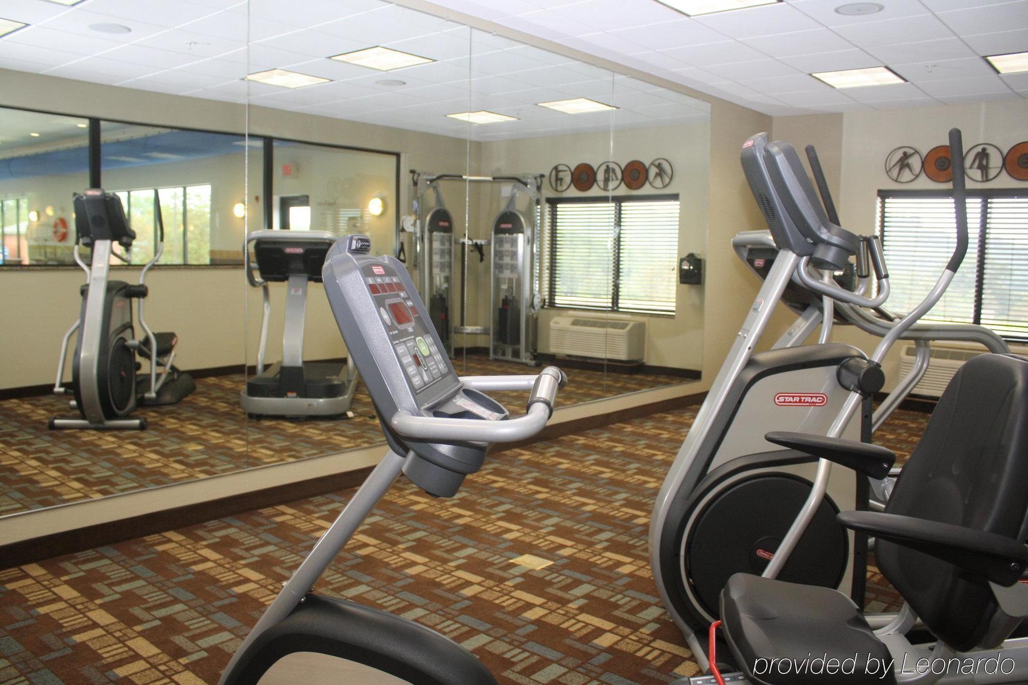 Holiday Inn Express & Suites Fairmont By Ihg Bekvämligheter bild